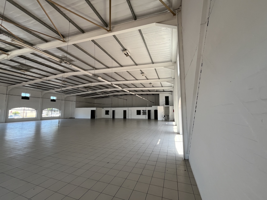 To Let commercial Property for Rent in Sanddrift Western Cape